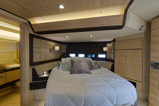 33_2015 64ft Azimut 64 Flybridge NEENA