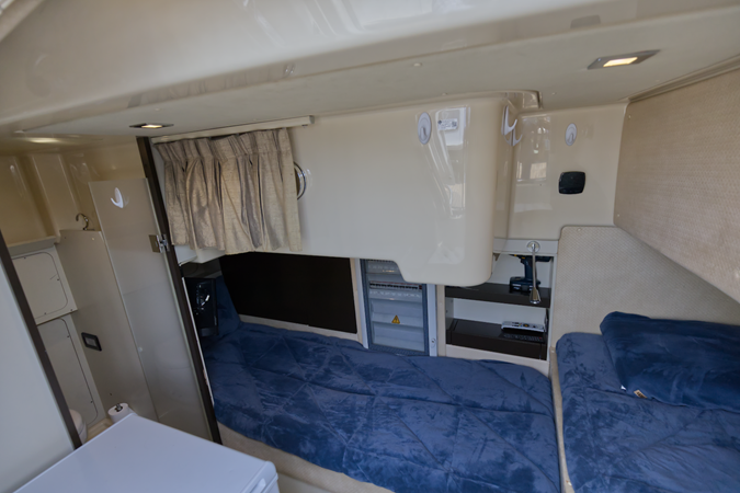 41_2015 64ft Azimut 64 Flybridge NEENA