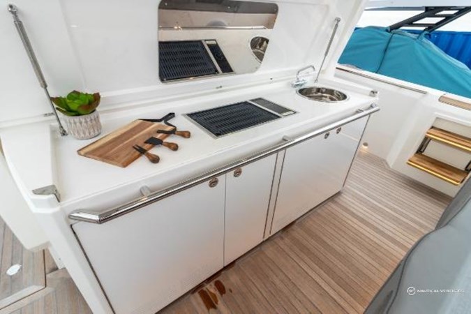 8524776_20230113075928249_1_LARGE (Medium)