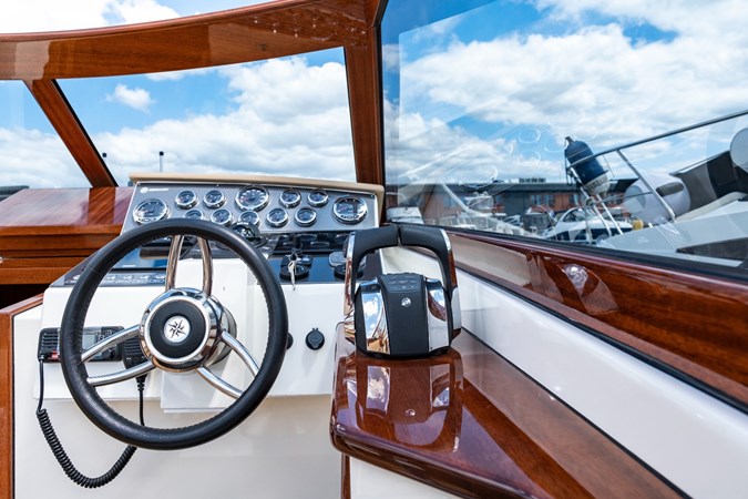 19_2023 40ft Vento Yacht V40 Retro Classic