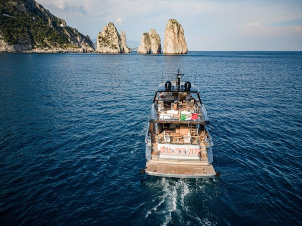 9206606_20240124131437541_1_XLARGE