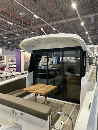 6_2023 30ft Vento Yacht V30 Weekender_twin engine