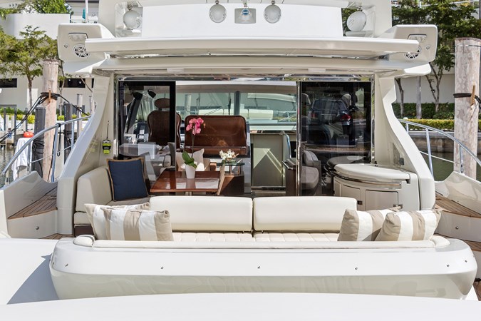 7_2009 68ft Azimut 68S