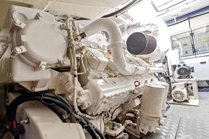 30_2009 68ft Azimut 68S