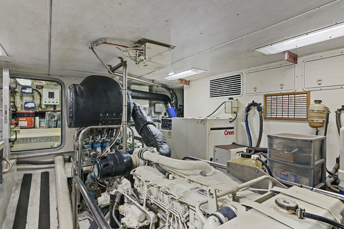 28_2004 57ft Northern Marine 5700 Expedition RAVEN