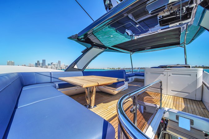 68 Sunseeker Manhattan-15