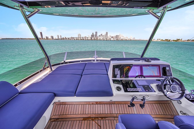 68 Sunseeker Manhattan-24