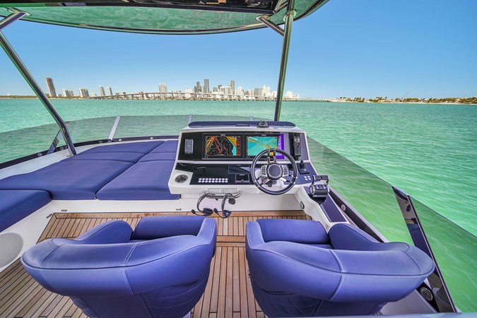 68 Sunseeker Manhattan-26