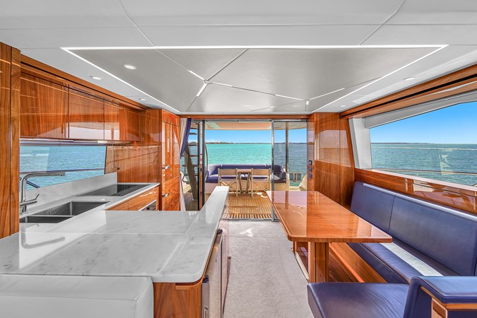 68 Sunseeker Manhattan-47