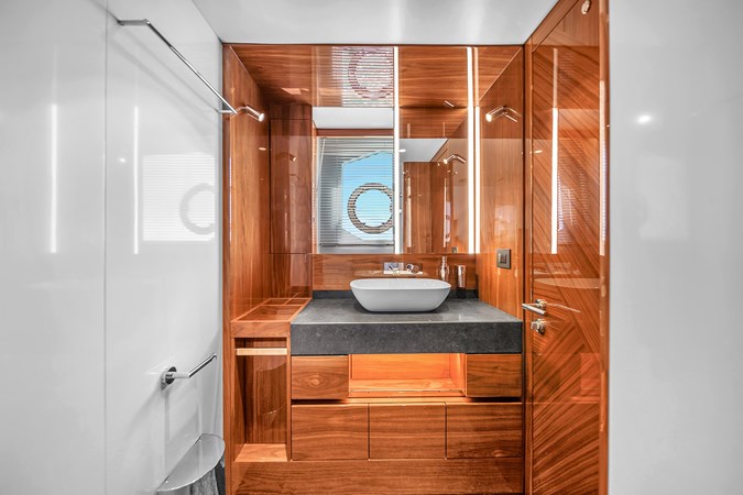 68 Sunseeker Manhattan-66