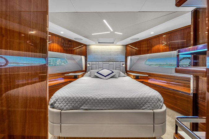 68 Sunseeker Manhattan-75