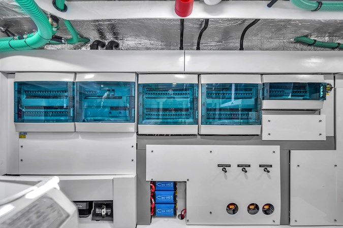 68 Sunseeker Manhattan-90