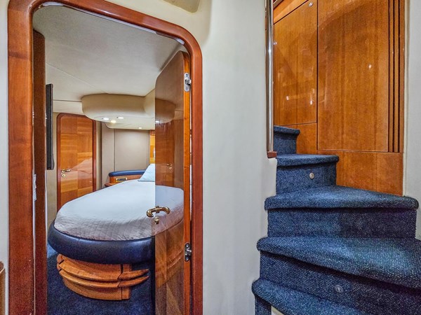 24-2005 55ft Azimut 55 Flybridge SUSI