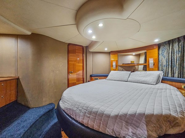 25-2005 55ft Azimut 55 Flybridge SUSI