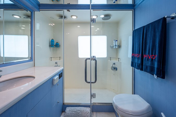 97_marlow_pivot_on_deck_master_head_2