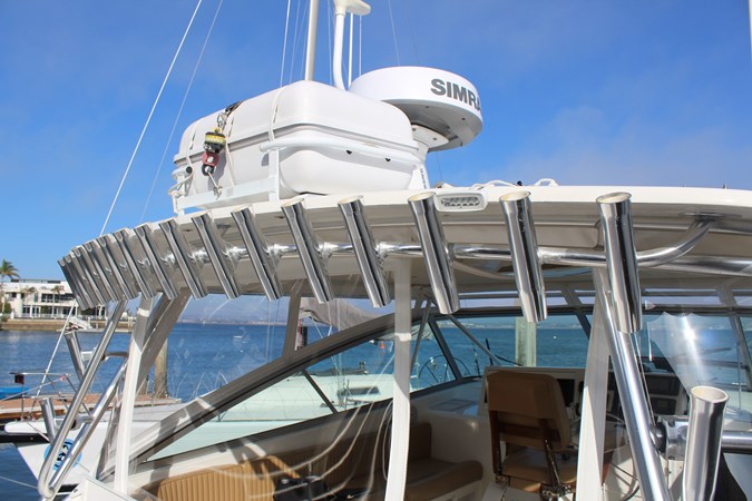 Newer rocket launchers, life raft, radar