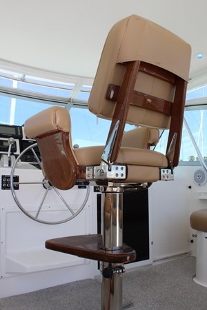 Glistening varnish & chrome