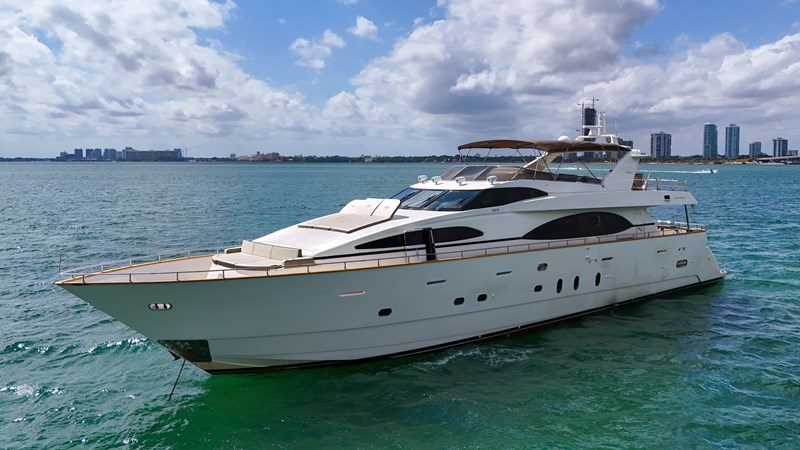 100 Azimut _ Drone-16