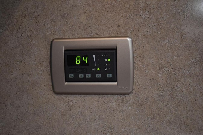 2005-formula-37-performance-cruiser-power-9338939-20240415073245178-1_XLARGE