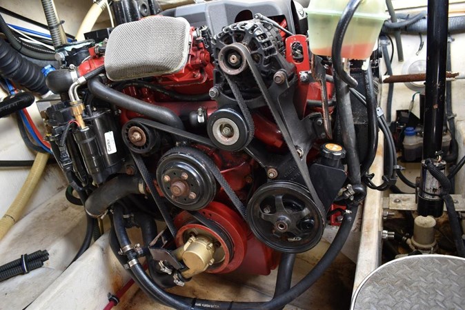 2005-formula-37-performance-cruiser-power-9338939-20240415073307399-1_XLARGE