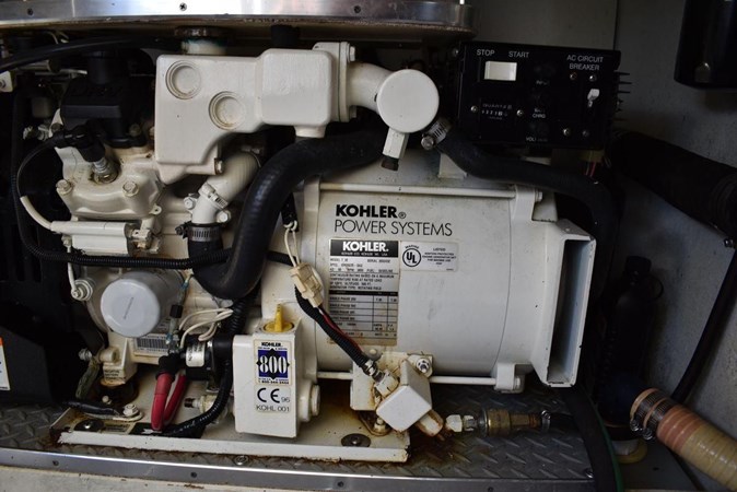 2005-formula-37-performance-cruiser-power-9338939-20240415073309420-1_XLARGE