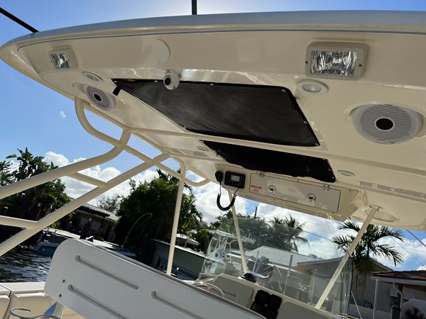 15_2009 31ft Pursuit S310 RELENTLESS