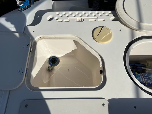 16_2009 31ft Pursuit S310 RELENTLESS