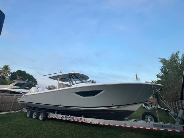 2_2021 37ft Pursuit S378