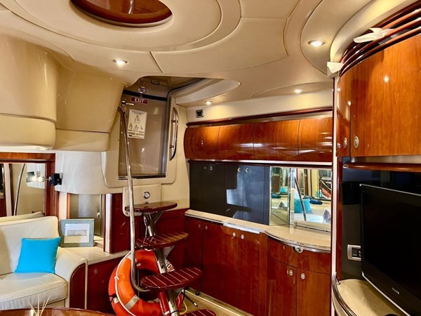 2004-sea-ray-500-sundancer-power-9371319-20240430174436633-1_XLARGE