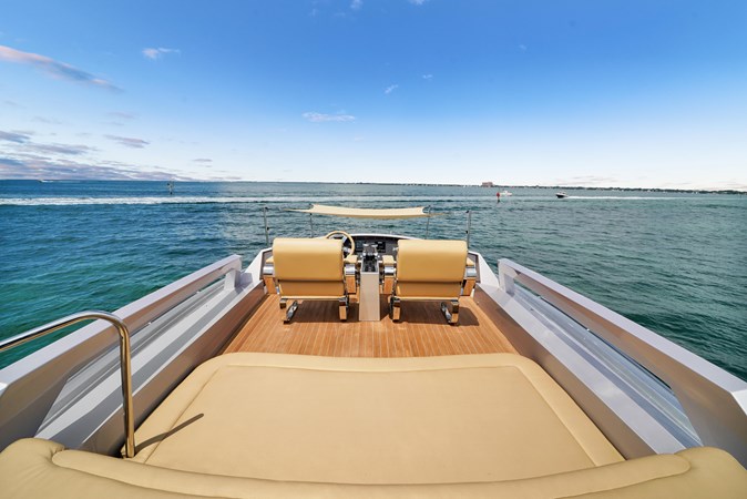 7903024_20210601092120141_1_XLARGE