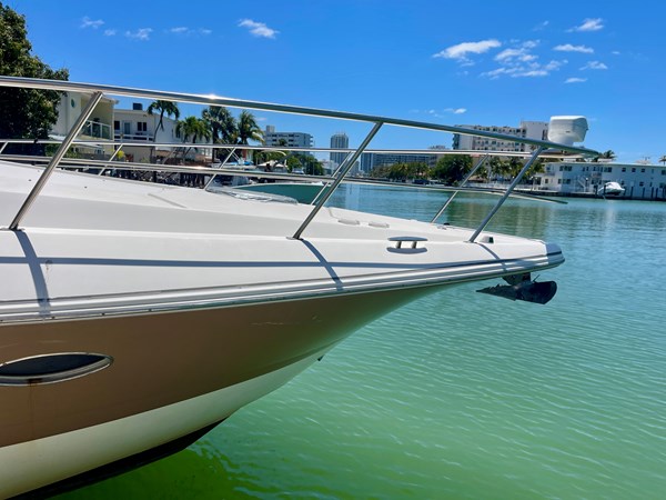 4_2006 42ft Cruisers 420 Express KING OF KINGS