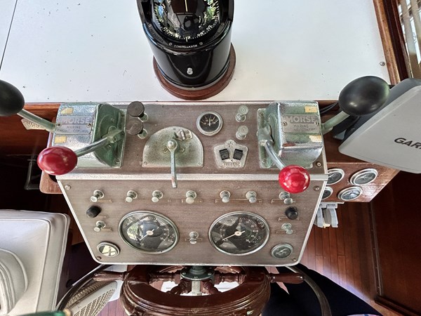 17_1962 42ft Matthews 42 Double Cabin ANDIAMO