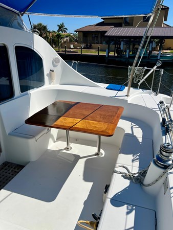 2002-lagoon-410-sail-9370278-962459788-0-290420241056-36