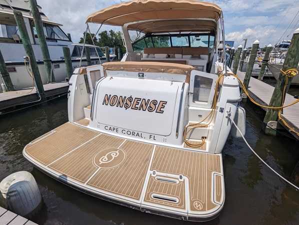 2000-tiara-yachts-3500-express-power-9403889-20240524124408579-1_XLARGE