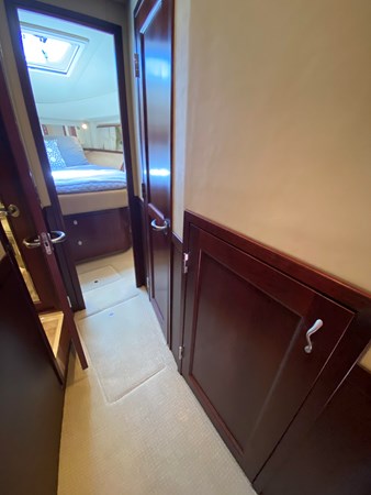 51_2006 58ft Sea Ray 580 Sedan Bridge BLUE PEARL