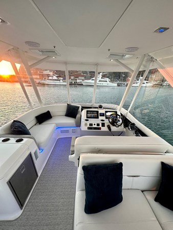 2019-tiara-yachts-f44-flybridge-power-9402557-20240523063856765-1_XLARGE