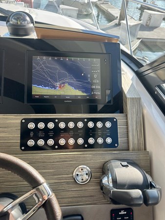 2019-tiara-yachts-f44-flybridge-power-9402557-20240523063930879-1_XLARGE
