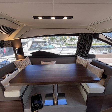 13_2015 50ft Azimut 50 Flybridge MER-SEA