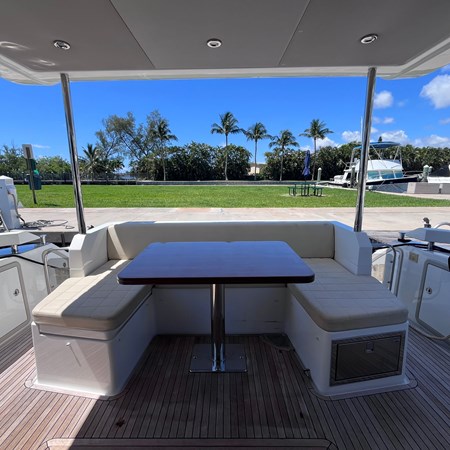 33_2015 50ft Azimut 50 Flybridge MER-SEA