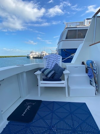 8_1994 70ft Hatteras 70 Cockpit M_Y LUMBER AWAY IV
