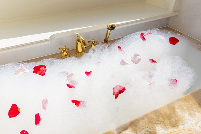 Main Deck Master Ensuite