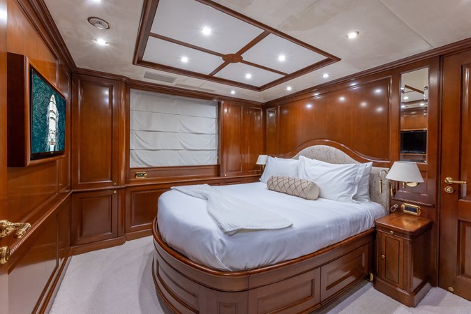 Lower Deck Starboard Queen VIP Stateroom
