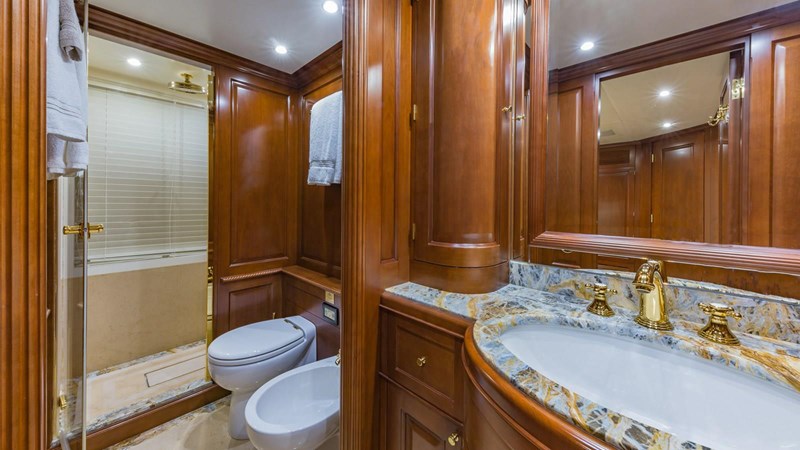 Lower Deck Starboard VIP Ensuite