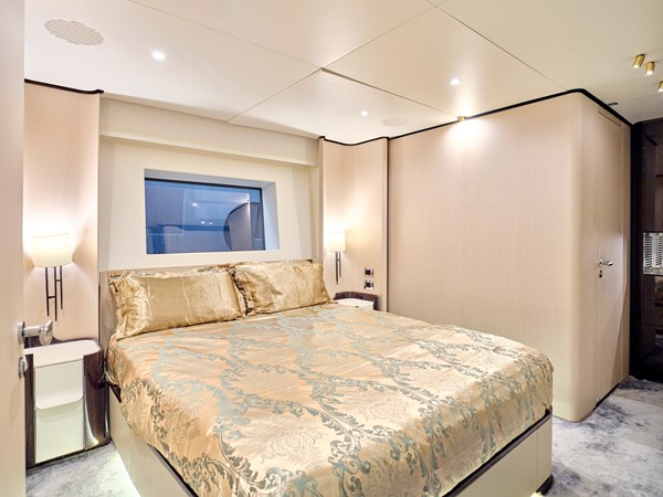 ALBA - PORT SIDE VIP CABIN (3)