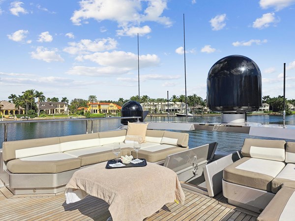 2008 124ft Palmer Johnson IZUMI(17)