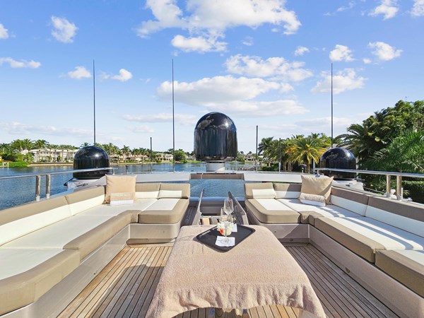 2008 124ft Palmer Johnson IZUMI(18)