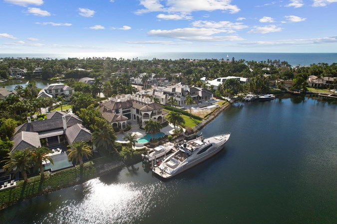 2008 124ft Palmer Johnson IZUMI(73)