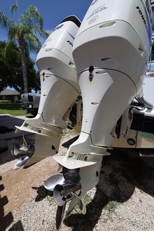 4_2001 30ft Contender 27 Open LATE FEES