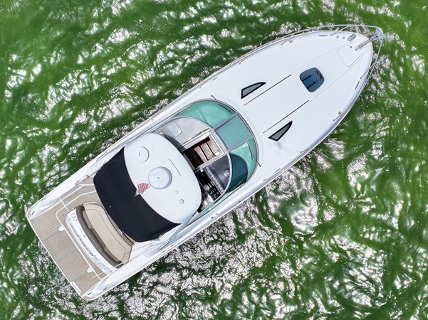 330-SUNDANCER-SEA-RAY-2014-YACHTSBLUE-OVERHEAD-PROFILE