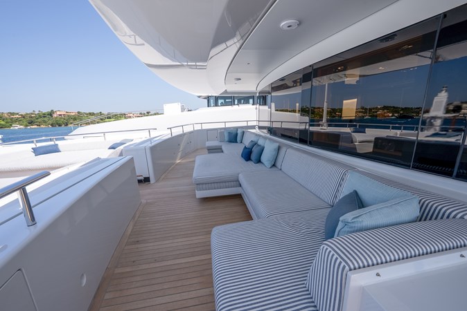 Loon 221' Skylounge Foredeck Master Stateroom's Office/Lounge